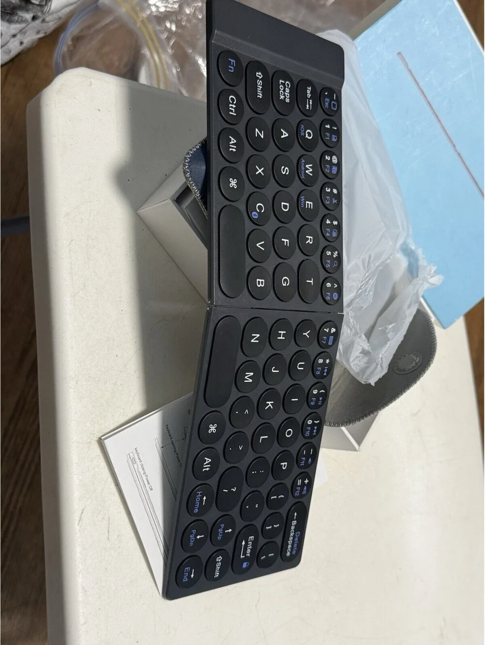 Foldable Wireless Bluetooth Keyboard  Model JDC-DB1901 Wireless